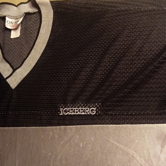 Nice Sport Shirt - Picture 2 of 2